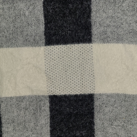 Cyrus Soft Cozy Cardigan Size Small - Picture 6 of 6